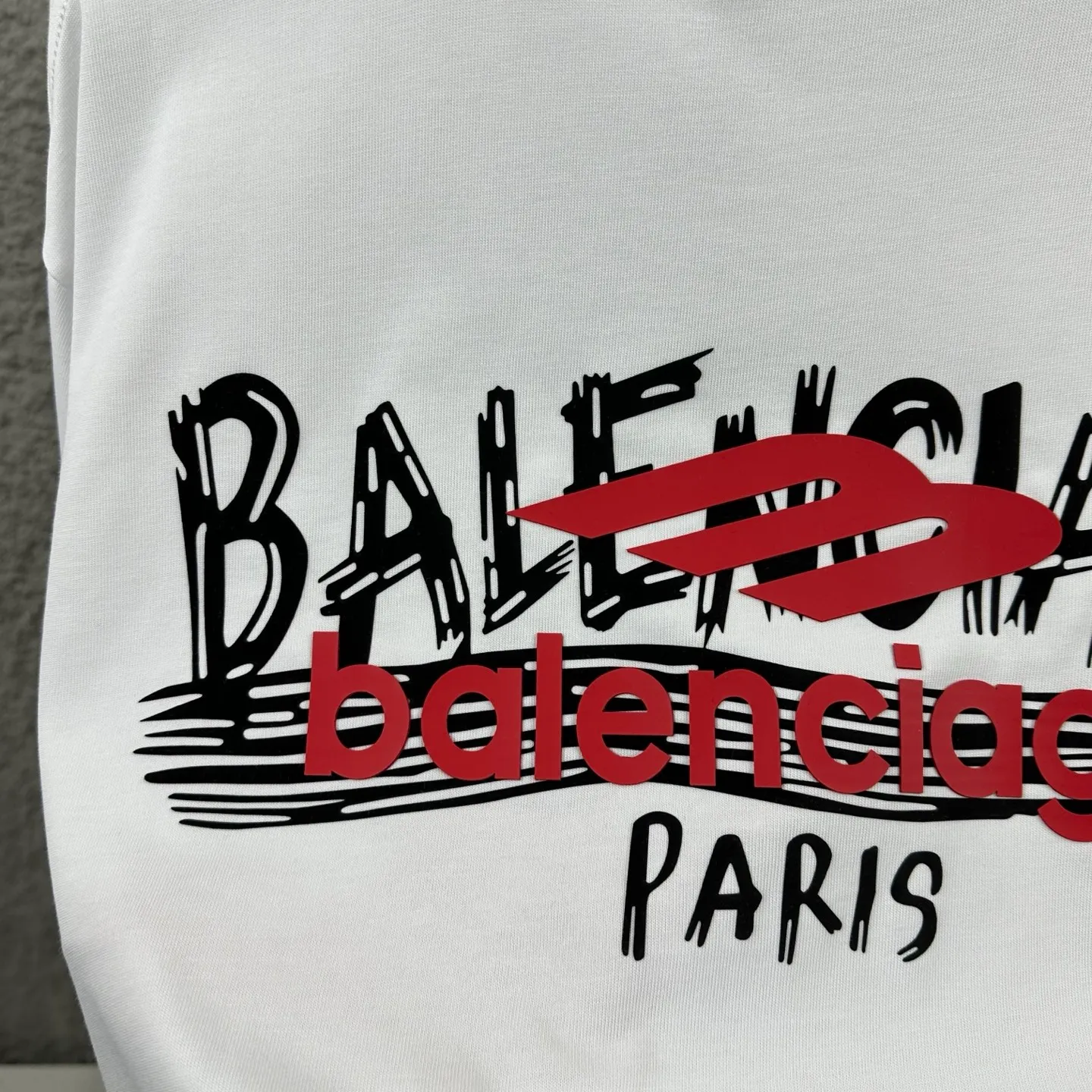 Balenciaga* * 2026 New Arrival t Classic + Same Style ：Black White Red Size： S （90-130 ） M （120-150 ） L （140-165 ） XL （160-180 ） XXL （180-210 ）